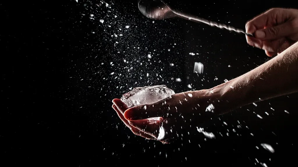 How to Make Clear Ice for Cocktails